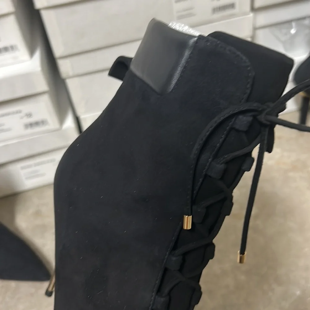 Good American Suede Black Booties NWT Several Sizes - Picture 7 of 7